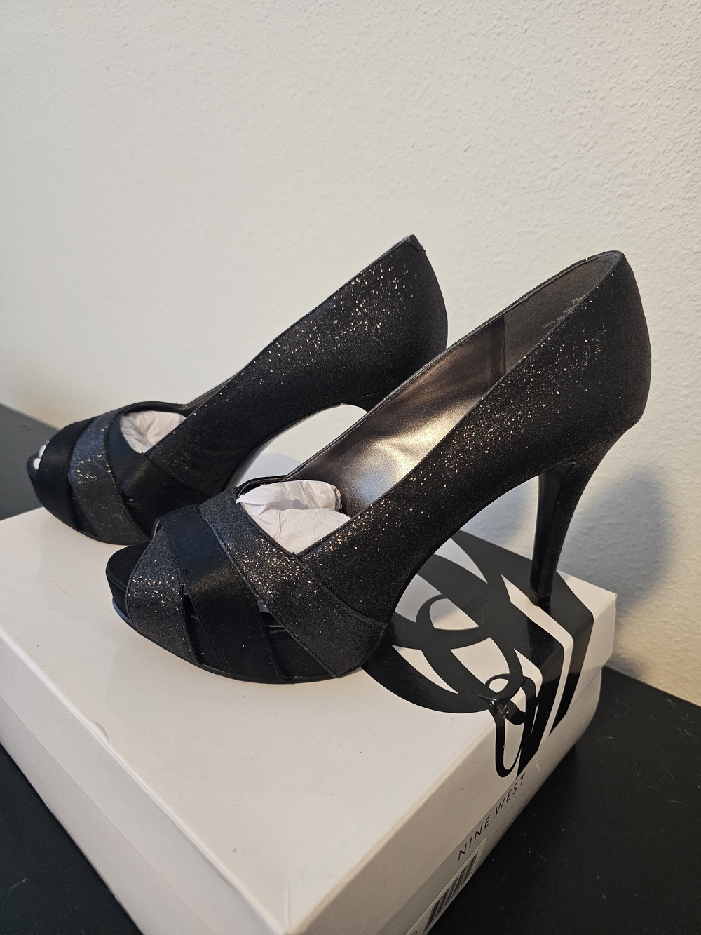 Nine West Black Glitter Peep-Toe 4.5 Inch Stiletto Heels, Size 7.5
